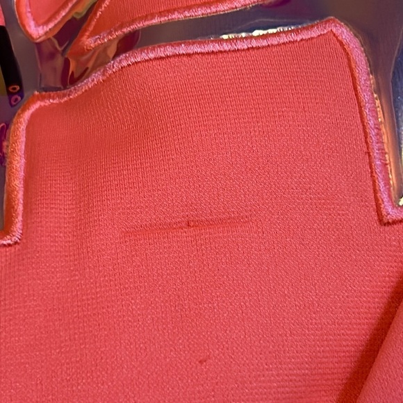 Women’s XS Sweatshirt- Some pulls as shown in pics - Picture 3 of 5